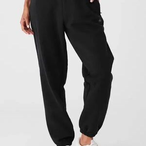 ALO Yoga sweatpants